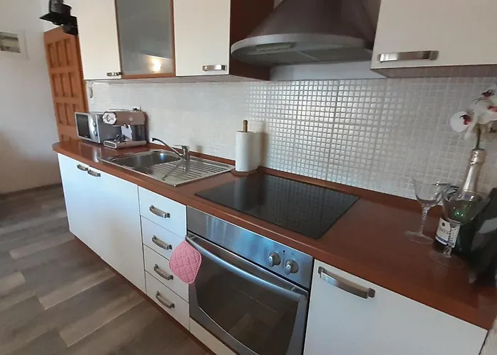 Apartamento Panorama A15 Trogir